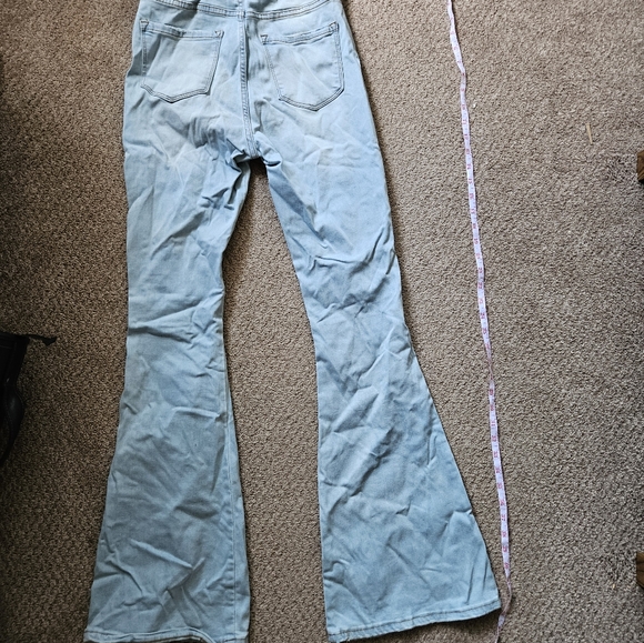 Fashion Nova Jeans - Picture 9 of 9